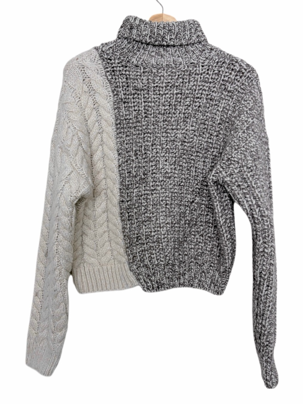 Zara Two-Tone Brown and Cream Cable Knit Turtleneck Sweater Size X-Small - Picture 5 of 15